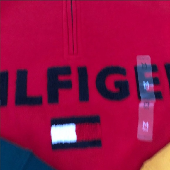 Hilfiger men’s half zipped sweatshirt - Picture 2 of 5